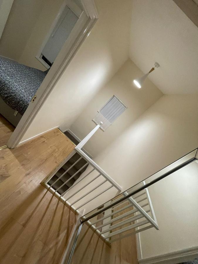 Big 3 Bedroom London House With 2 Bathroom Plumstead  Exterior foto